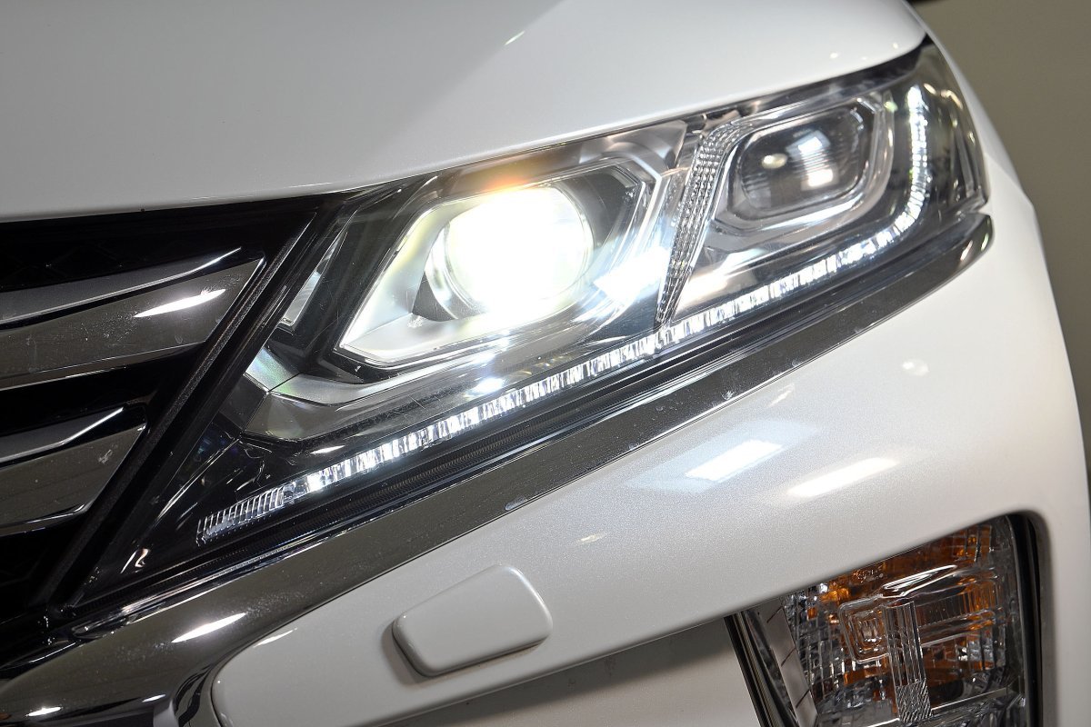 Foto Mitsubishi Eclipse Cross 12 Foto Mitsubishi Eclipse Cross 12