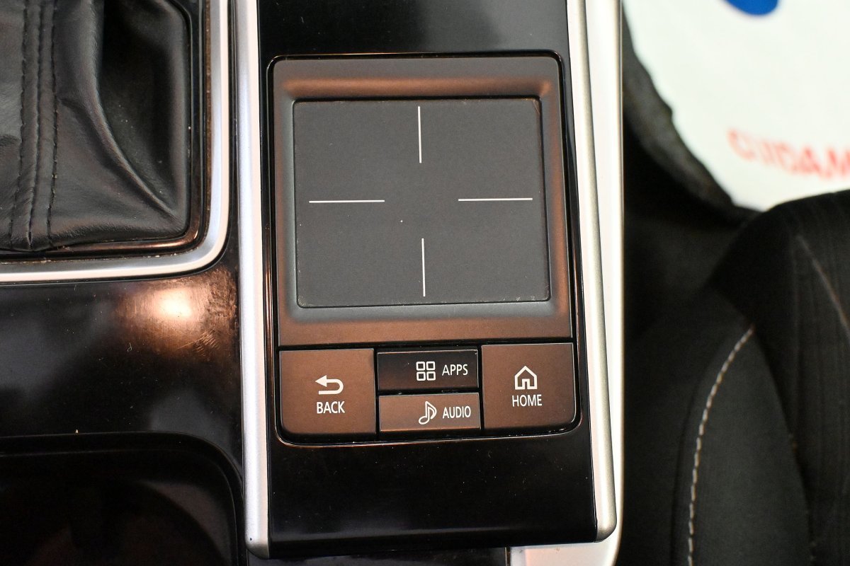 Foto Mitsubishi Eclipse Cross 25 Foto Mitsubishi Eclipse Cross 25