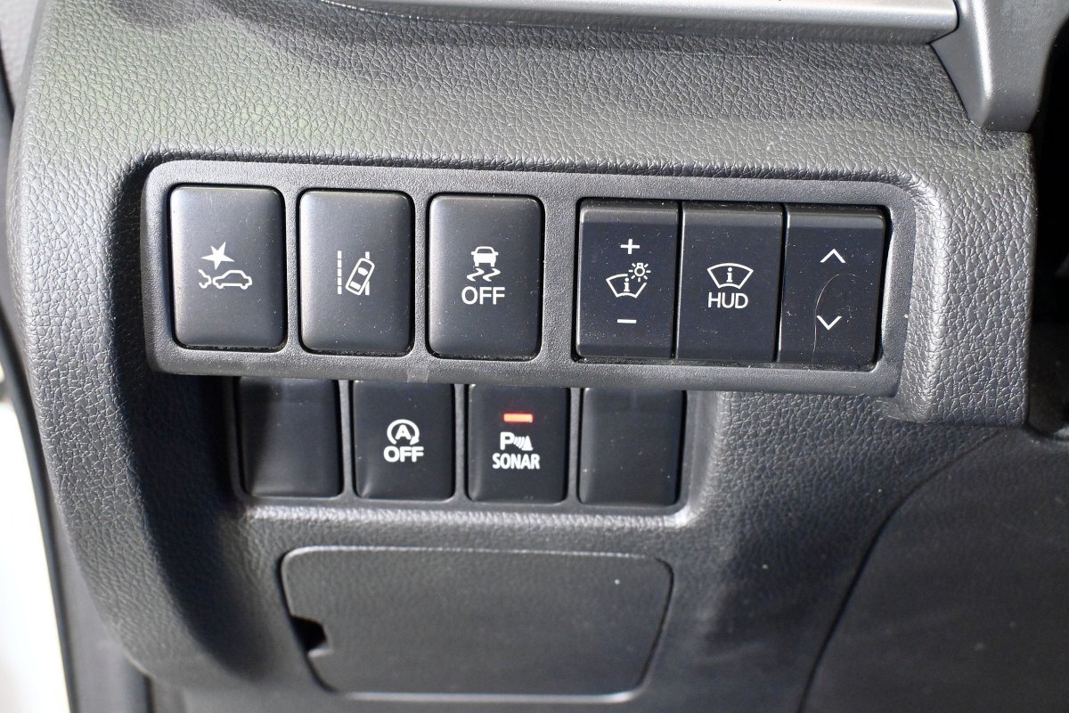 Foto Mitsubishi Eclipse Cross 28 Foto Mitsubishi Eclipse Cross 28