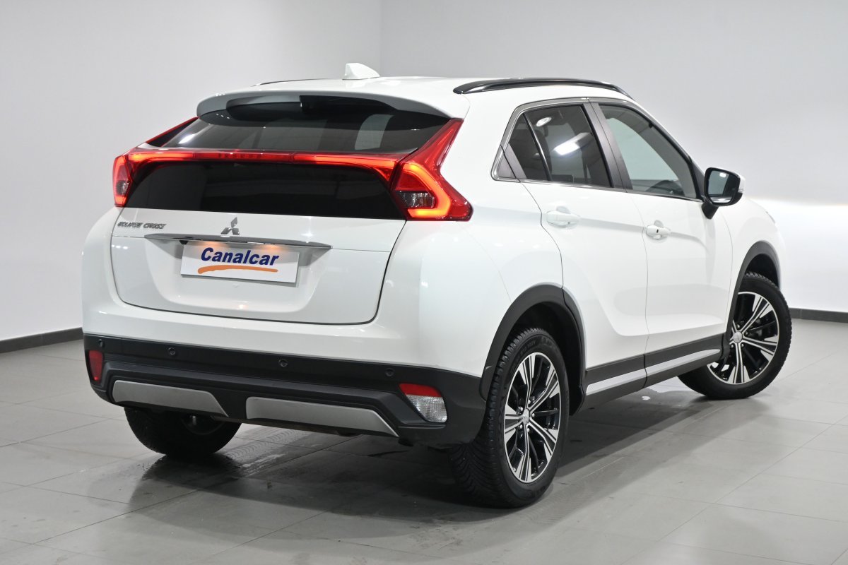 Foto Mitsubishi Eclipse Cross 4 Foto Mitsubishi Eclipse Cross 4