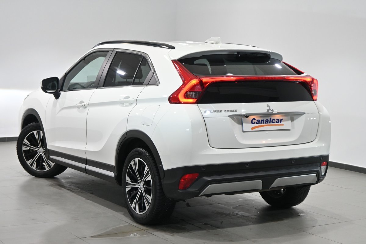 Foto Mitsubishi Eclipse Cross 6 Foto Mitsubishi Eclipse Cross 6