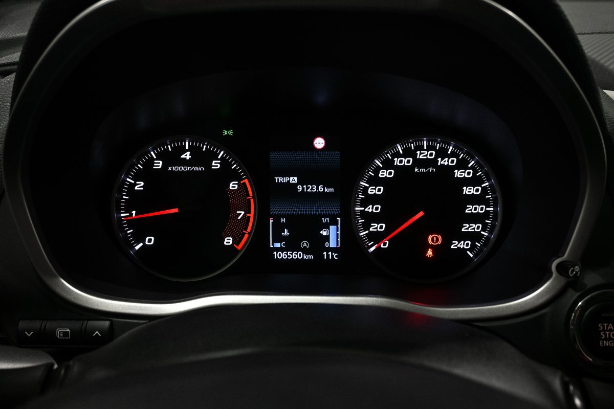 Foto Mitsubishi Eclipse Cross 13 Foto Mitsubishi Eclipse Cross 13
