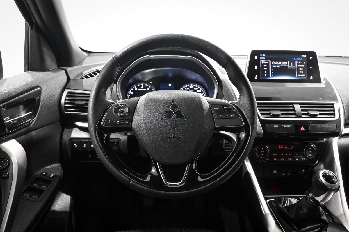Foto Mitsubishi Eclipse Cross 23 Foto Mitsubishi Eclipse Cross 23