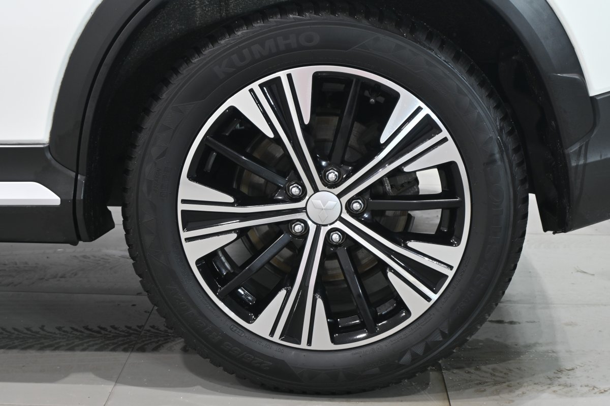 Foto Mitsubishi Eclipse Cross 34 Foto Mitsubishi Eclipse Cross 34