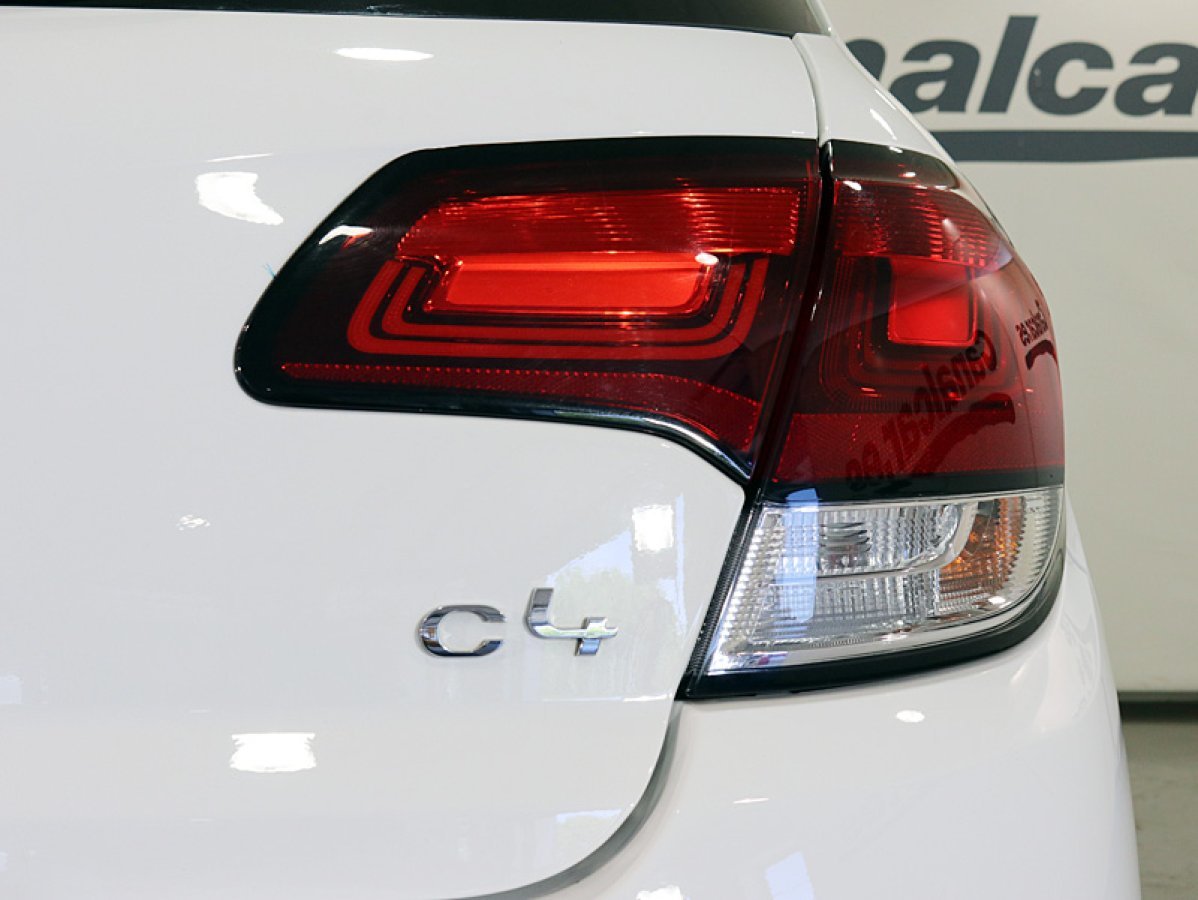 Foto Citroën C4 10