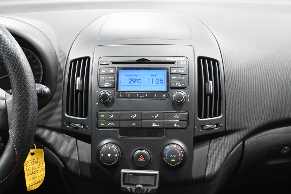Foto Hyundai i30 14