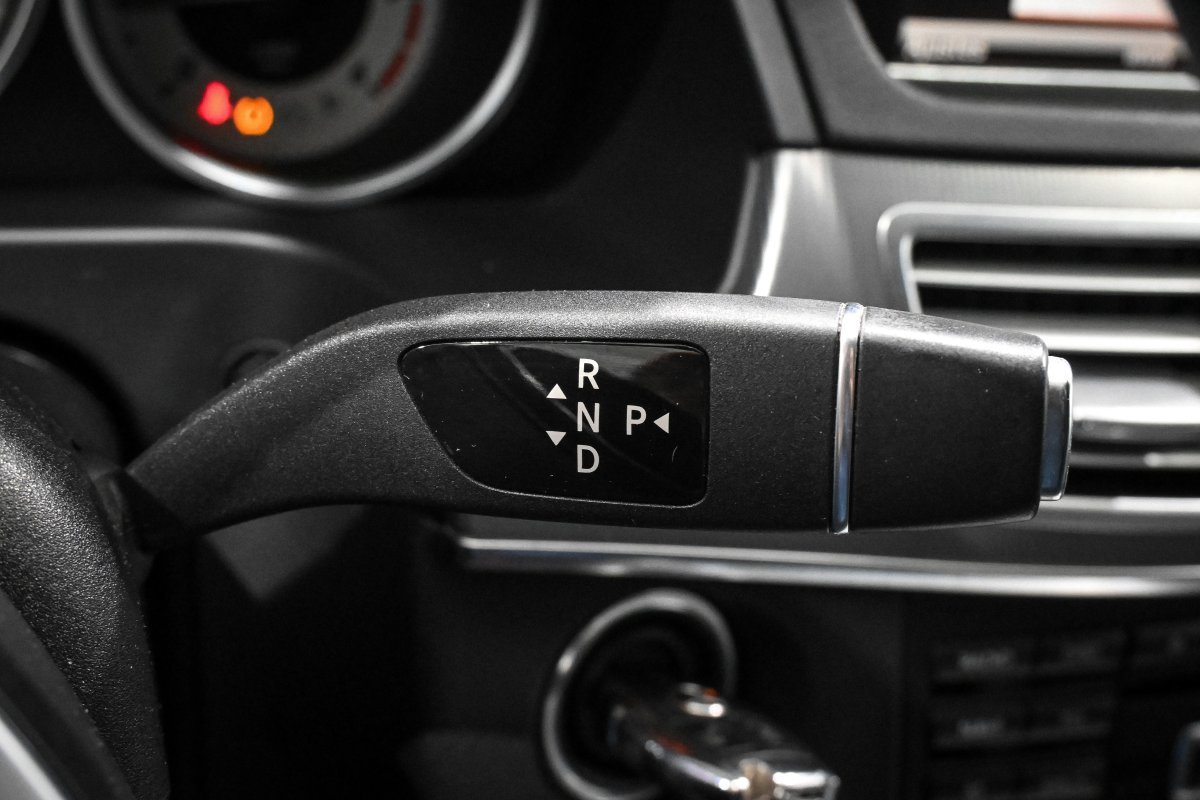 Foto Mercedes-Benz Clase E 19