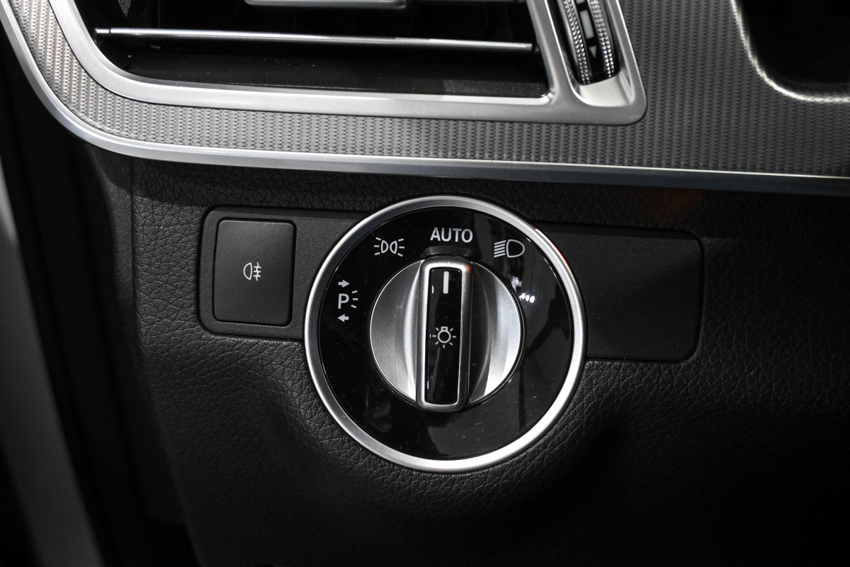 Foto Mercedes-Benz Clase E 22