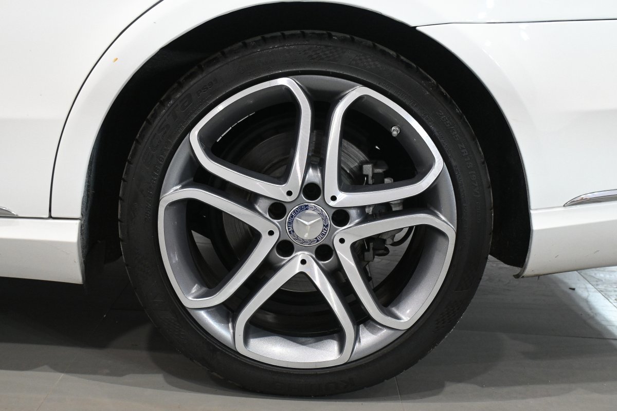Foto Mercedes-Benz Clase E 25