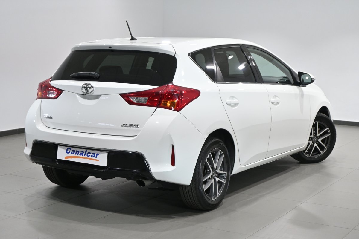 Foto Toyota Auris 4