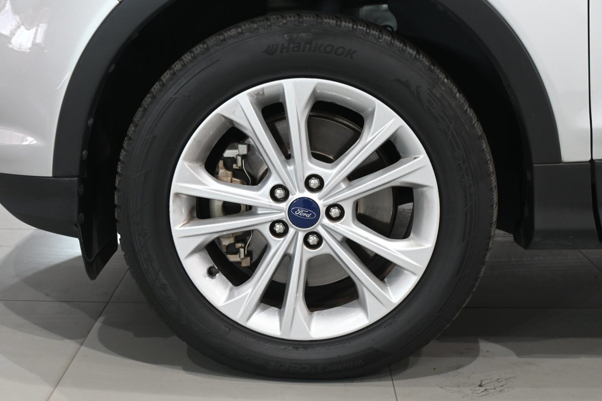 Foto Ford Kuga 27