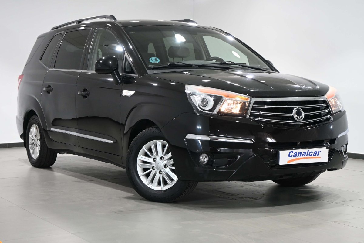 Foto SsangYong Rodius 3