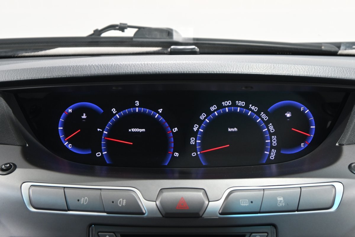 Foto SsangYong Rodius 16