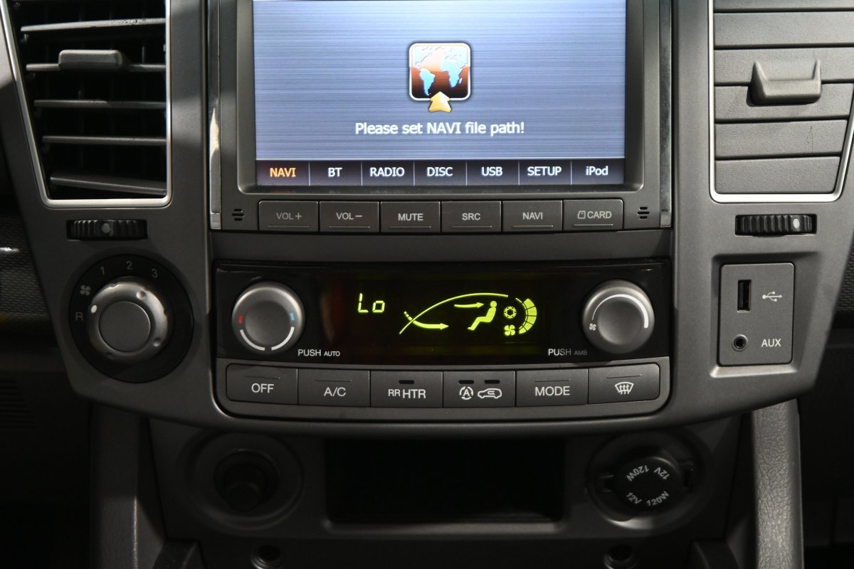 Foto SsangYong Rodius 18