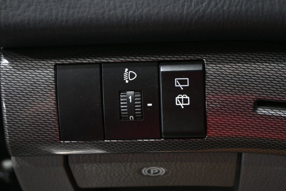 Foto SsangYong Rodius 31