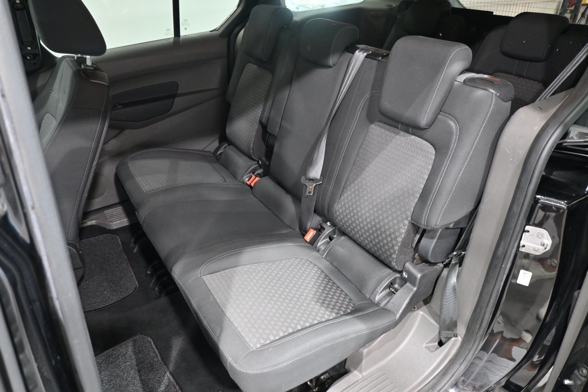 Foto Ford Tourneo Connect 11