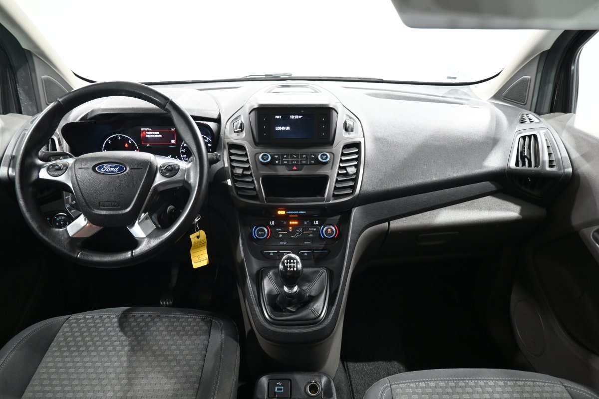 Foto Ford Tourneo Connect 16
