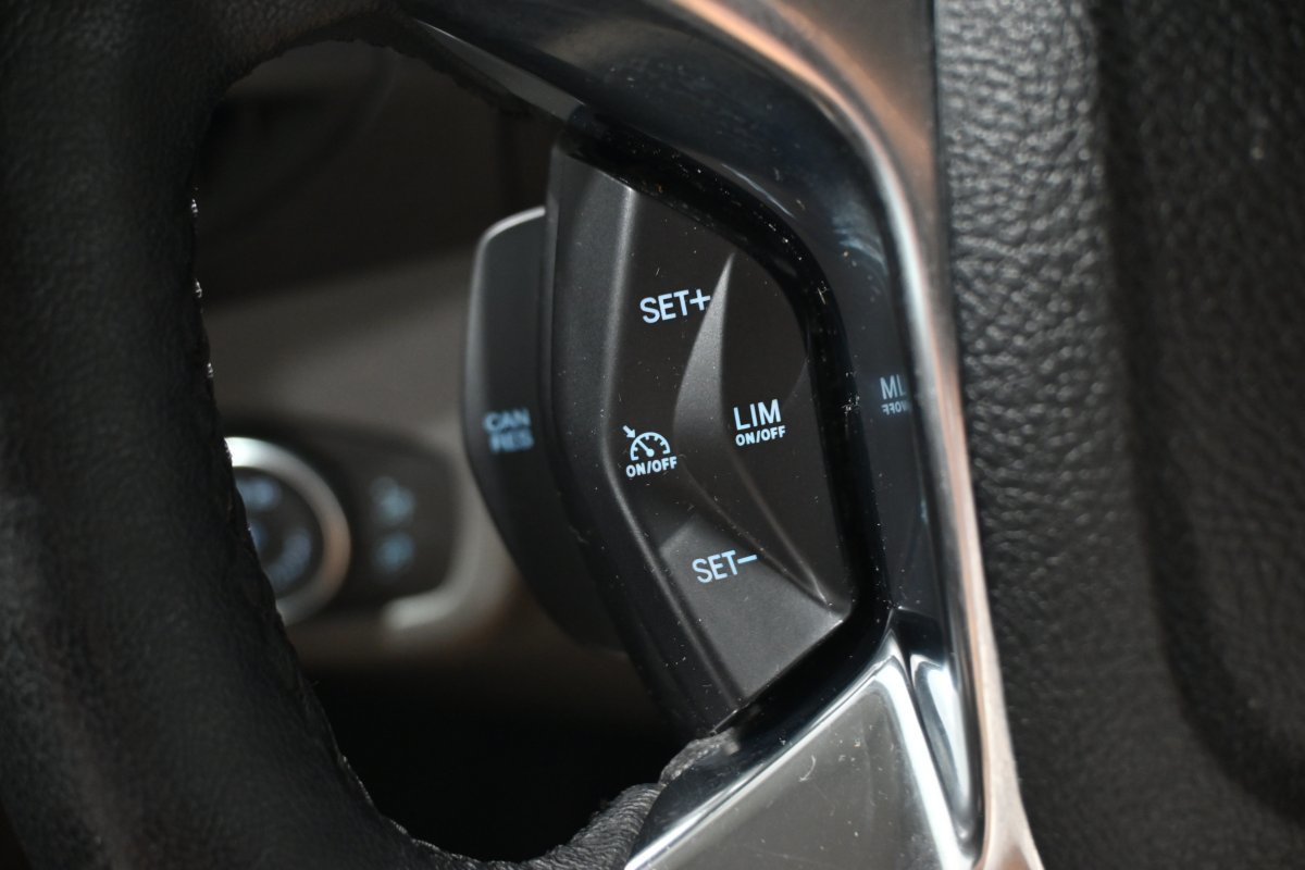 Foto Ford Tourneo Connect 22