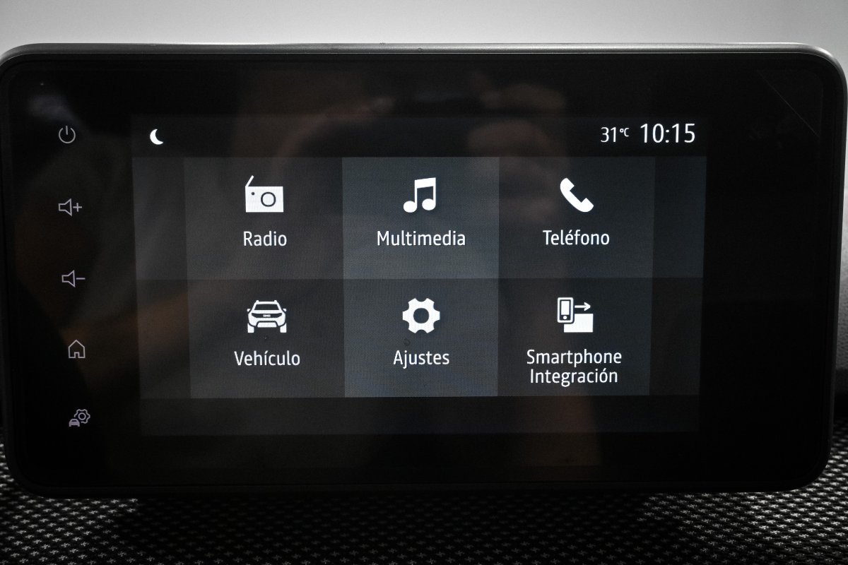 Foto Dacia Sandero 13 Foto Dacia Sandero 13