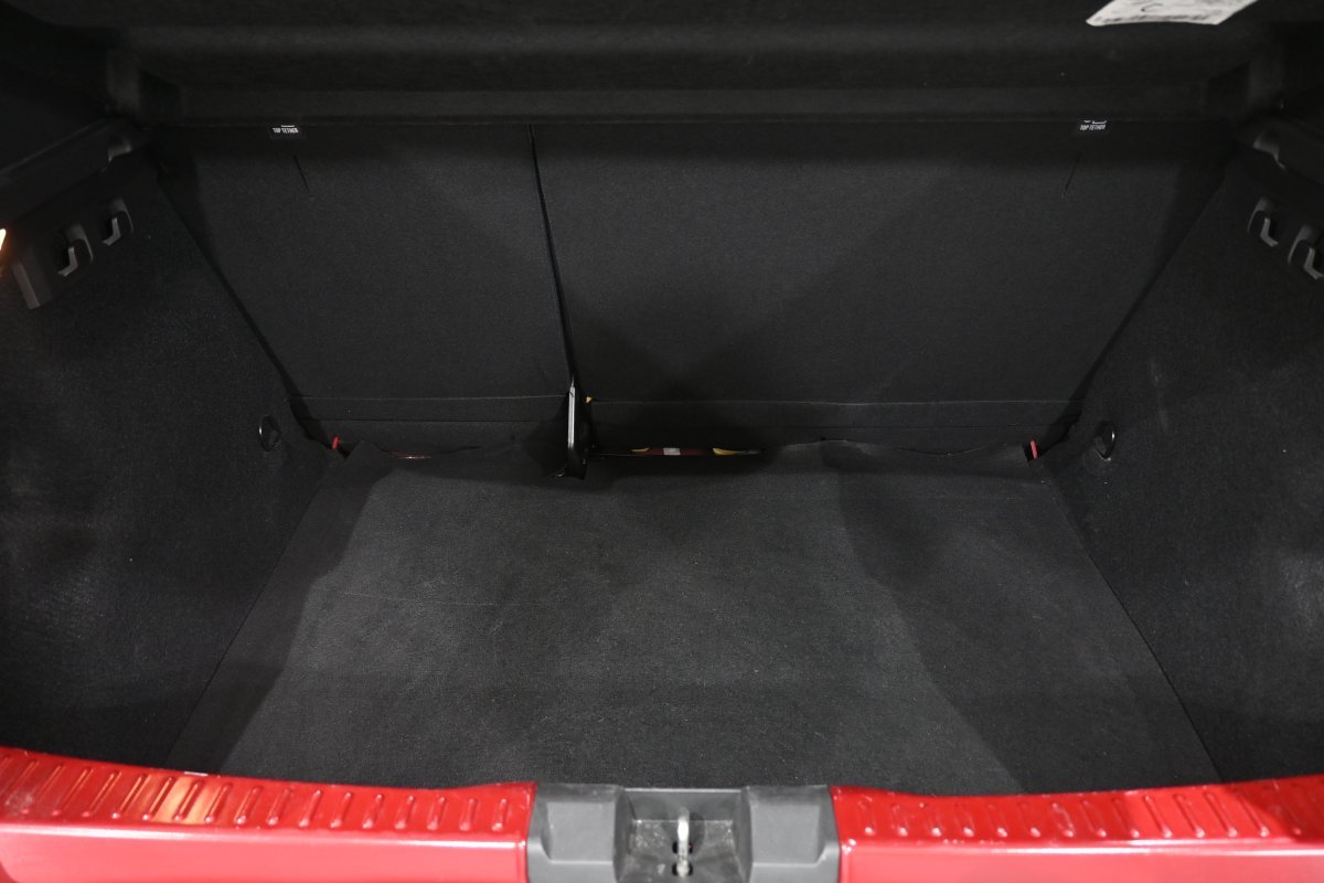 Foto Dacia Sandero 8 Foto Dacia Sandero 8