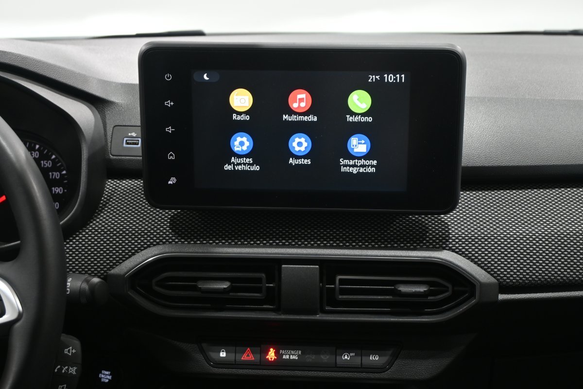 Foto Dacia Sandero 13 Foto Dacia Sandero 13