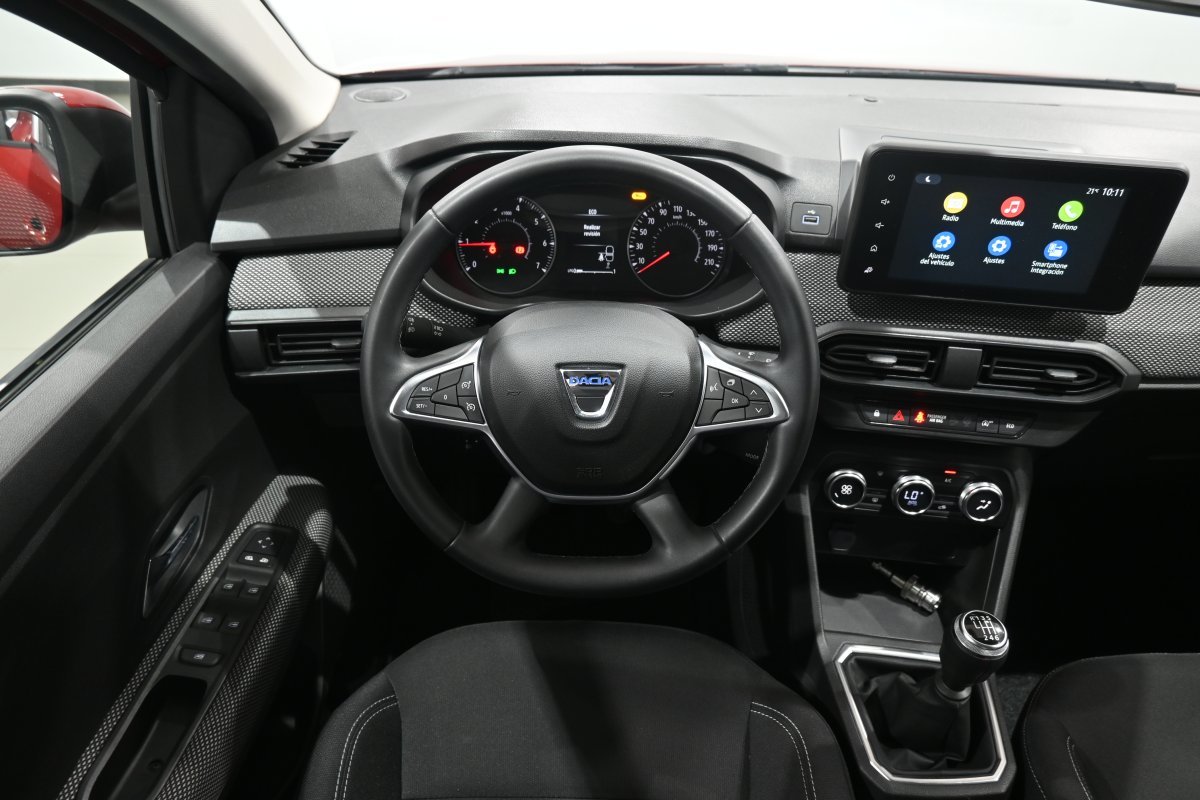 Foto Dacia Sandero 17 Foto Dacia Sandero 17