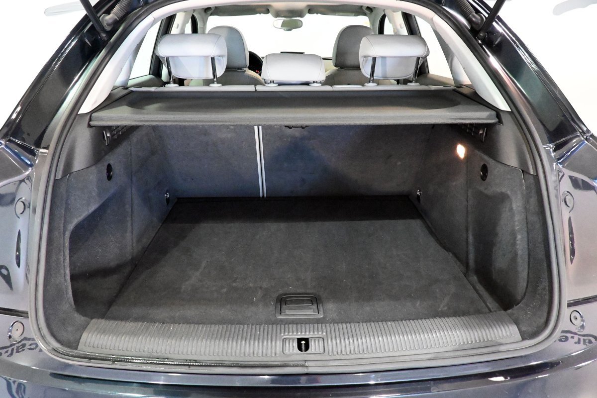 Foto Audi Q3 8
