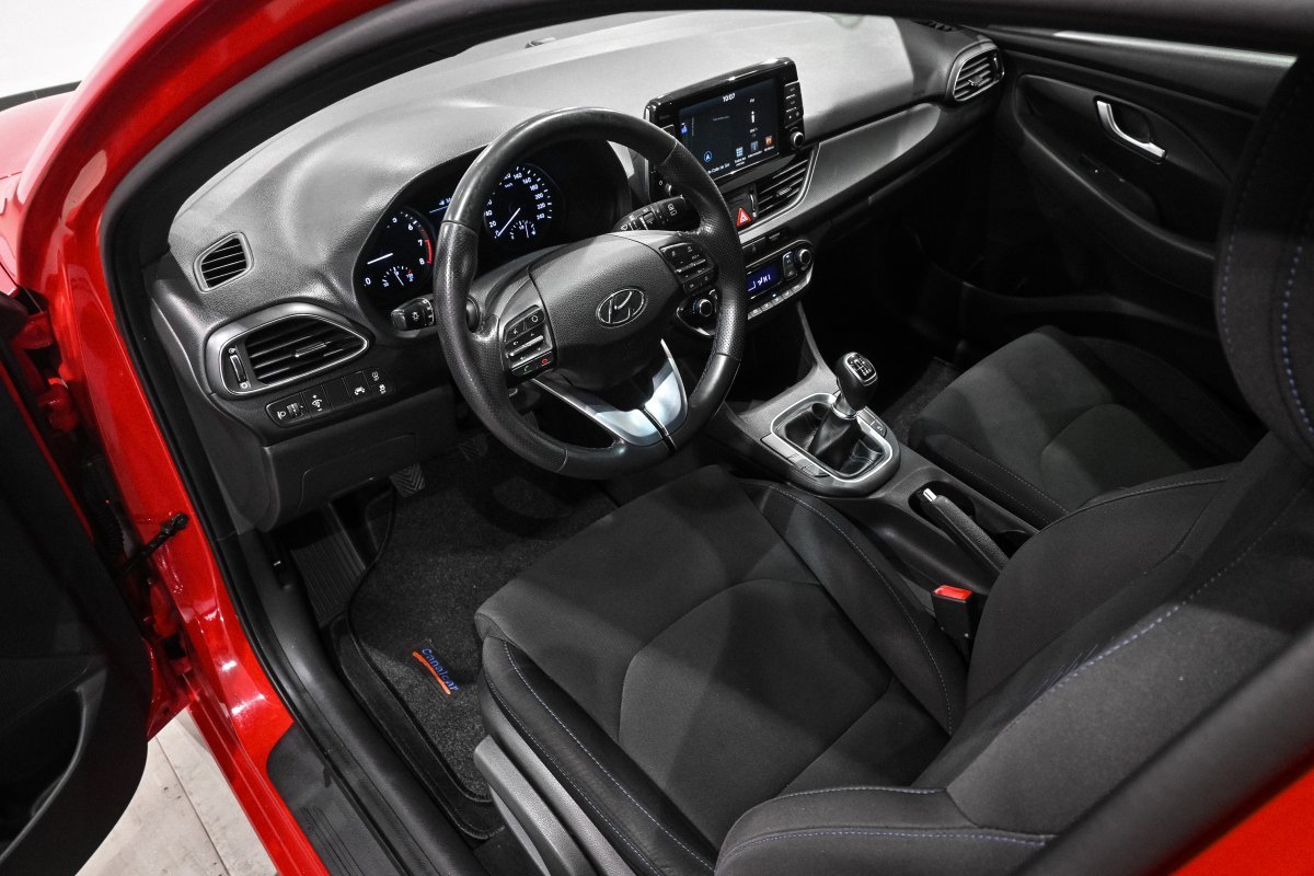 Foto Hyundai i30 9 Foto Hyundai i30 9