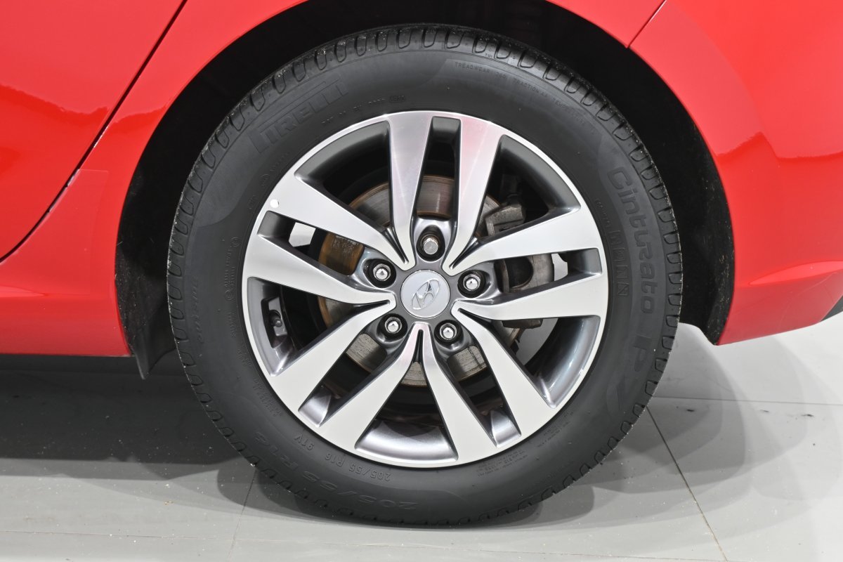 Foto Hyundai i30 29 Foto Hyundai i30 29