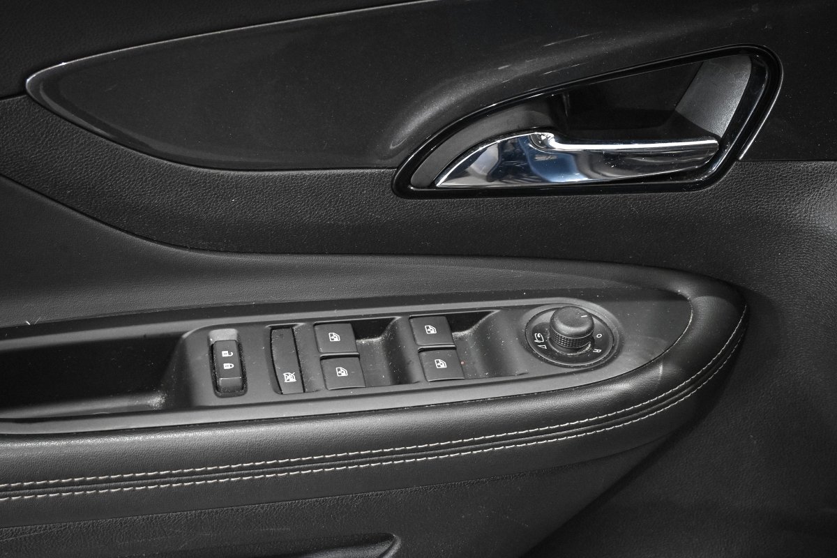 Foto Opel Mokka 20 Foto Opel Mokka 20