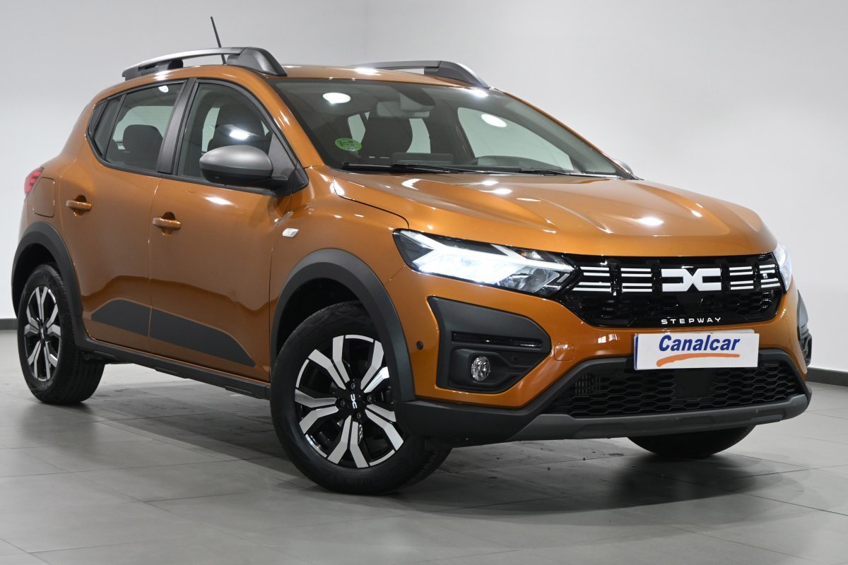 Foto Dacia Sandero 3 Foto Dacia Sandero 3