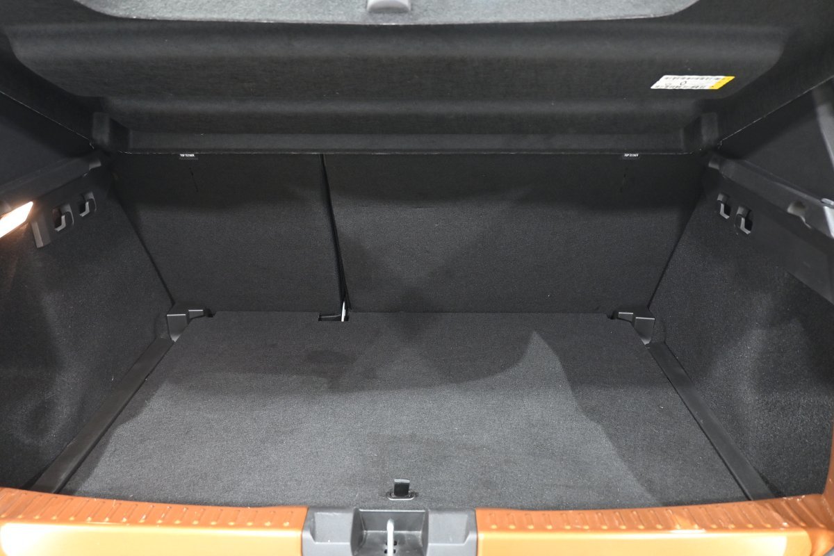 Foto Dacia Sandero 8 Foto Dacia Sandero 8