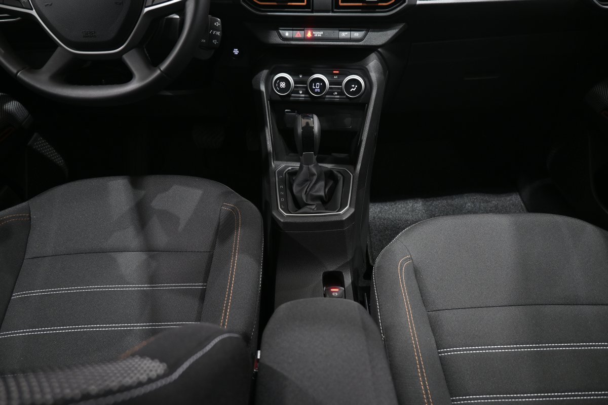 Foto Dacia Sandero 19 Foto Dacia Sandero 19