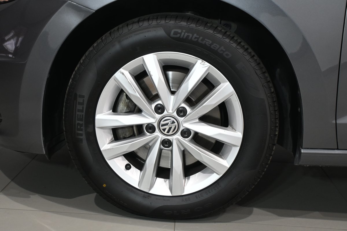 Foto Volkswagen Touran 27