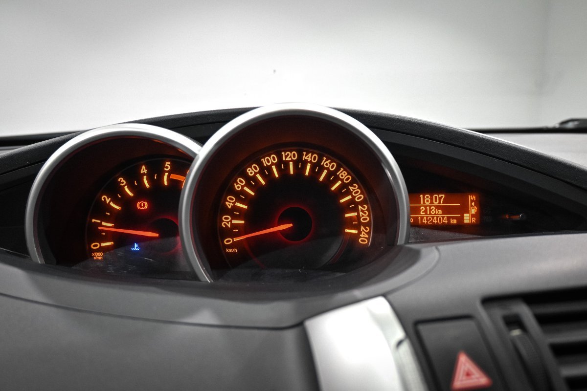 Foto Toyota Corolla Verso 12