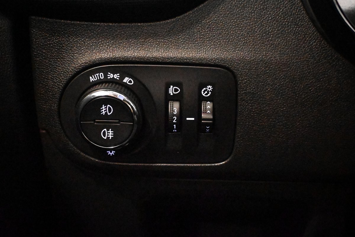 Foto Opel Crossland X 25