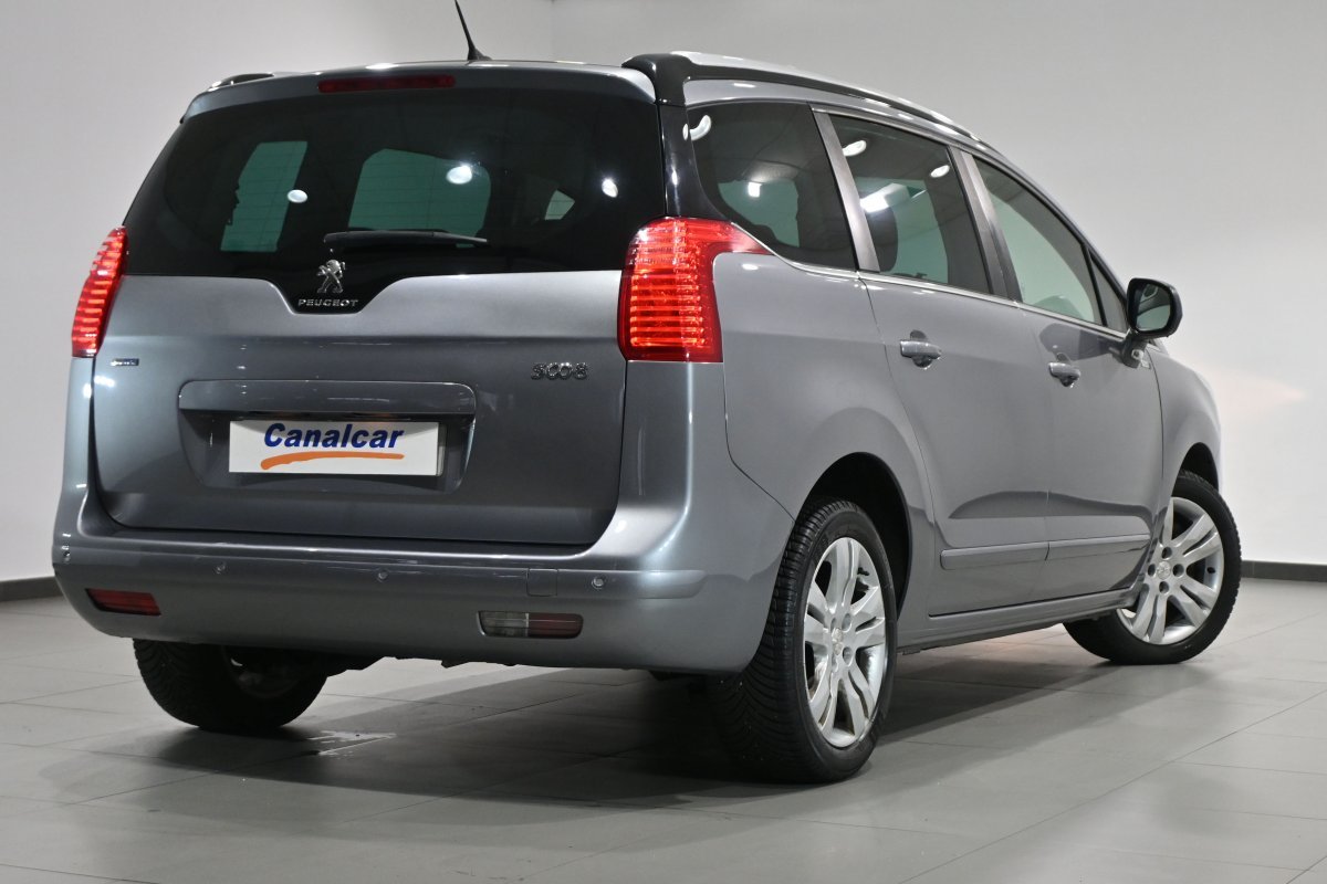 Foto Peugeot 5008 4