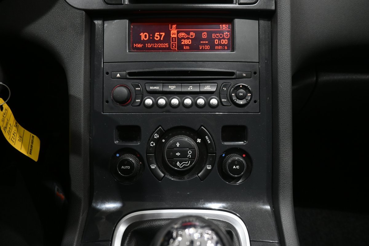 Foto Peugeot 5008 16