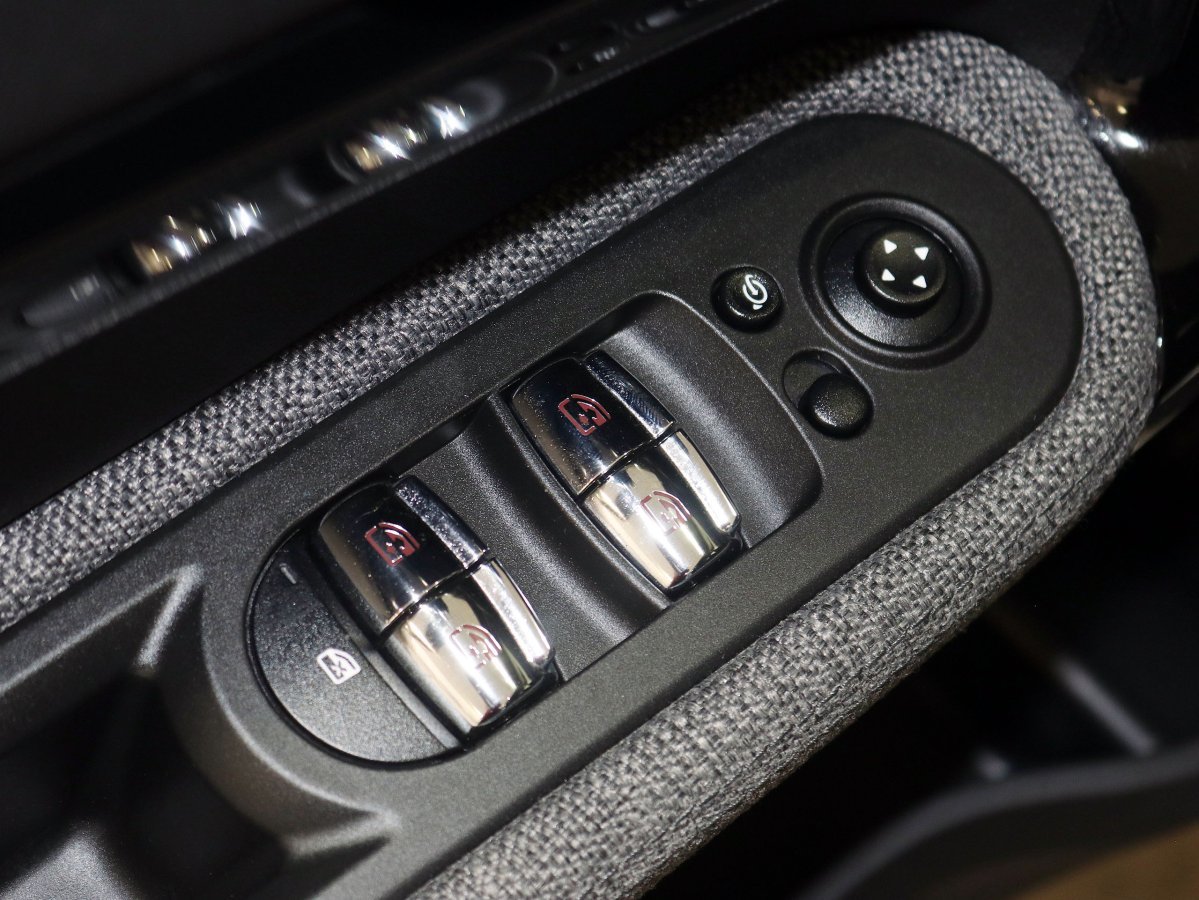 Foto Mini Countryman 18