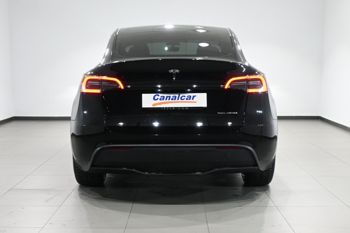 Foto Tesla Model Y 5