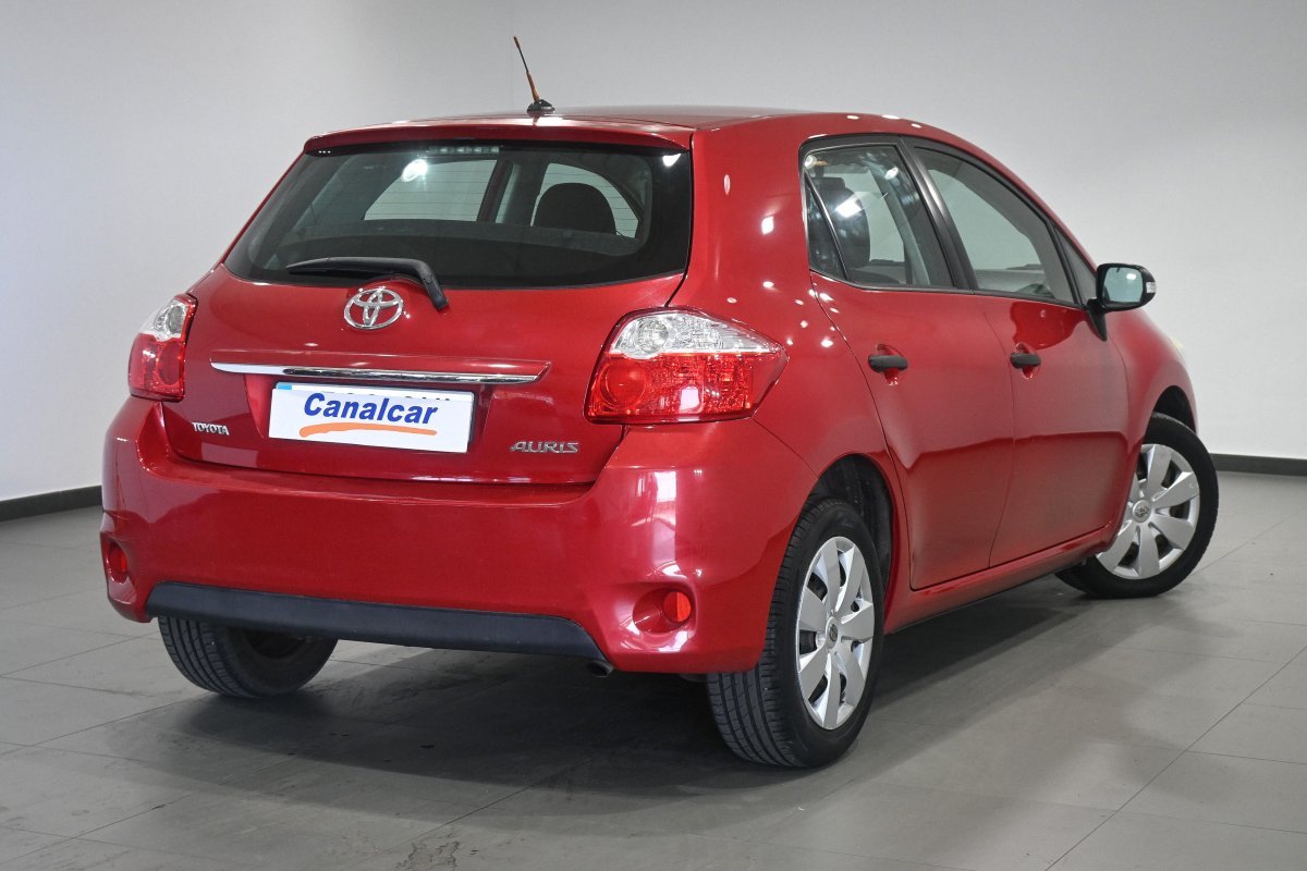 Foto Toyota Auris 4